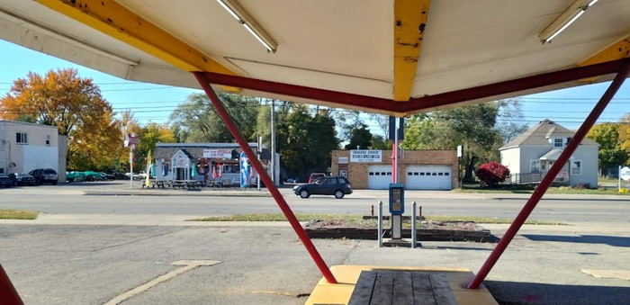 Dog n Suds (DogNSuds, Dog-N-Suds) - Kentwood - 4606 Division Ave S 2